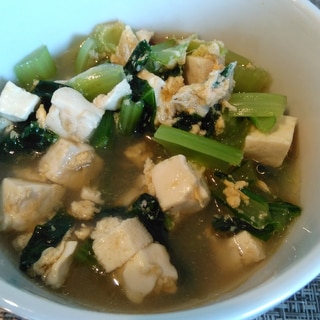 小松菜と豆腐と卵のスープ煮